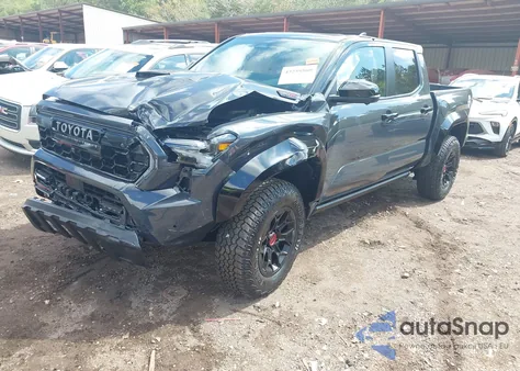 2025 Toyota Tacoma Hybrid Trd Pro z USA, uszkodzony, nr VIN 3TYLC5LN3ST026394